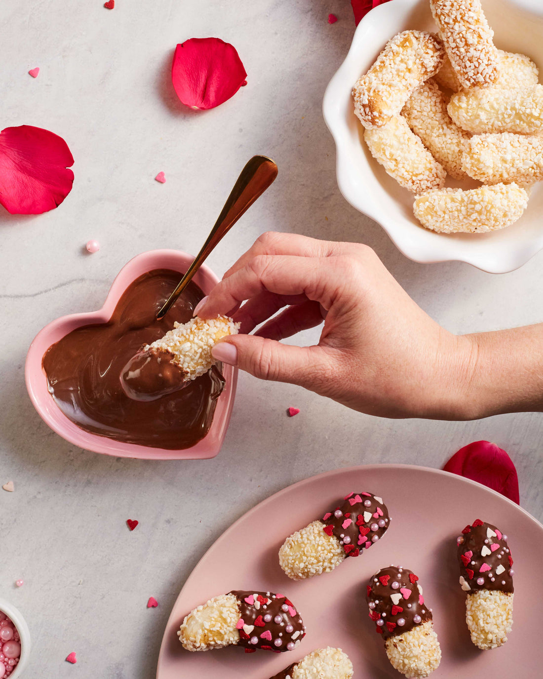 Chocolate Dipped Valentine Rice Puffs