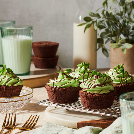 Mint Chocolate Brownie Cups